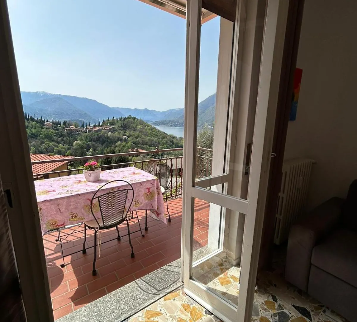 Dolce Vita - Fantastic View -Free Wi-Fi & Late Check-Out Perledo İtalya